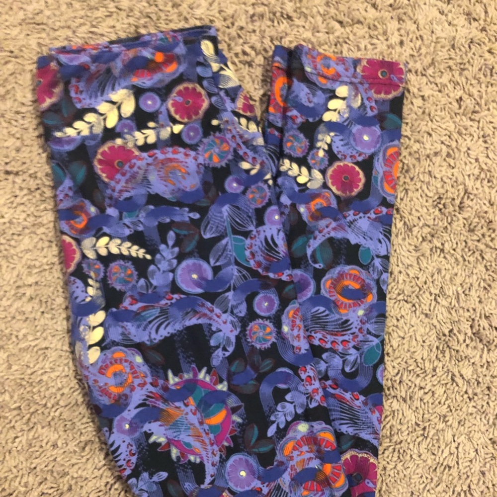 LuLaRoe Tween Leggings